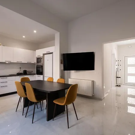 Apartman Apanemia Apartment